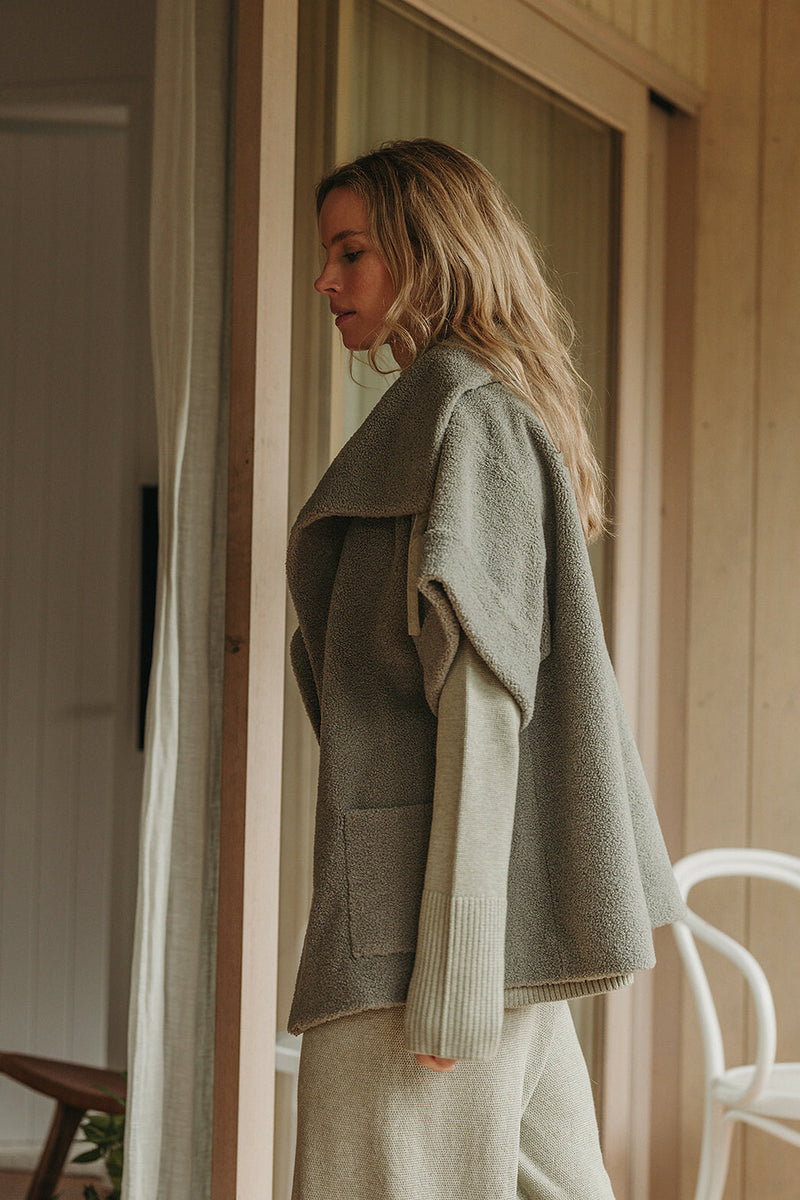 Sherpa Cuddle Coat- Chalk
