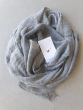 Load image into Gallery viewer, Montaigne Scarf