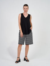 Load image into Gallery viewer, Simone Bamboo Shorts Black &amp; White