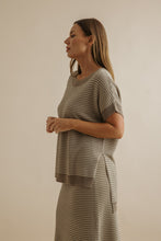 Load image into Gallery viewer, Lattice Shortsleeve Pullover Khaki x Gold