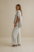 Load image into Gallery viewer, Ladder Shortsleeve Pullover Silver Haze