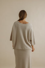 Load image into Gallery viewer, Coral Knitted Tee Pullover Sand Combo