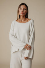 Load image into Gallery viewer, Retreat Cotton Twist Pullover Silver x Salt