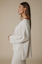 Load image into Gallery viewer, Retreat Cotton Twist Pullover Silver x Salt