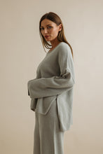 Load image into Gallery viewer, Retreat Cotton Twist Pullover Thyme Combo
