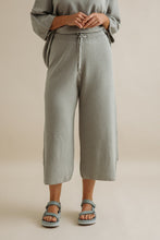 Load image into Gallery viewer, Retreat Cotton Twist Pant Thyme Combo