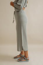 Load image into Gallery viewer, Retreat Cotton Twist Pant Thyme Combo