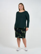 Load image into Gallery viewer, Adele Bamboo Tee Dark Green