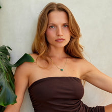Load image into Gallery viewer, Asteria necklace in gold