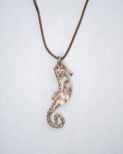 Load image into Gallery viewer, Cavalluccio Marino L Pendant