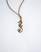 Load image into Gallery viewer, Cavalluccio Marino L Pendant
