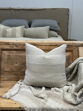 Load image into Gallery viewer, Ombre Linen Cushion 50x50cm