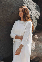 Load image into Gallery viewer, Driftaway Pullover - Pearl Shell