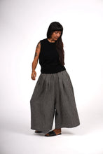 Load image into Gallery viewer, French Linen Culottes in Gingham black
