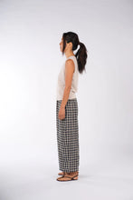 Load image into Gallery viewer, French Linen Pants in Navy Check