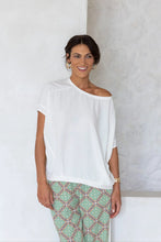 Load image into Gallery viewer, Lush Top Cream