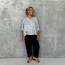 Load image into Gallery viewer, Agathe short sleeve linen top