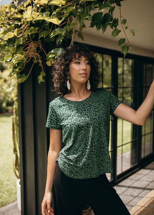 The Janis Tee - Green Leopard