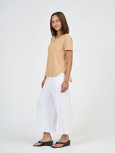 Load image into Gallery viewer, Janis Short Sleeve Bamboo T-Shirt - Tan