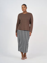 Load image into Gallery viewer, Kelly Ribbed Long Sleeve Bamboo Top - Chocolate
