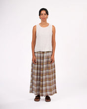 Load image into Gallery viewer, MONTAIGNE French Linen Culottes in Pistachio