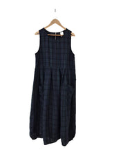 Load image into Gallery viewer, Montaigne Sartene French linen tartan dress Blue
