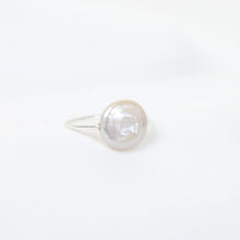 Load image into Gallery viewer, Perle Ring in Silver