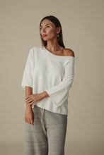 Load image into Gallery viewer, Retreat Cotton Twist Tee Pullover Salt