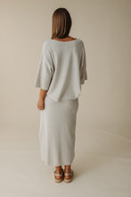 Load image into Gallery viewer, Retreat Cotton Twist Tee Pullover Silver x Salt