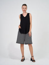 Load image into Gallery viewer, Simone Bamboo Shorts Black &amp; White