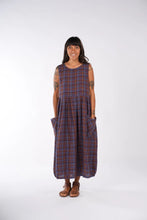Load image into Gallery viewer, Sartene French Linen Dress in Plaid