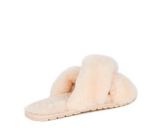Load image into Gallery viewer, Emu Australia Mayberry Slipper in Natural, The Corner Store Yamba, Yamba Boutique, Emu Australia.
