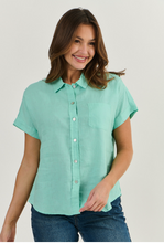 Load image into Gallery viewer, Classic Short Sleeve Shirt - Menthe