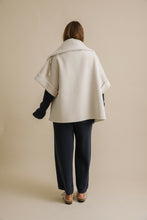 Load image into Gallery viewer, Sherpa Cuddle Coat Chalk Talamaya