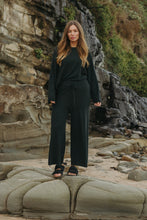 Load image into Gallery viewer, Winter Retreat Merino Cotton Pullover Pine