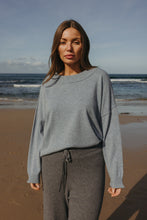 Load image into Gallery viewer, Elevate Merino Cashmere Crew Pullover Ocean