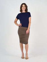 Load image into Gallery viewer, Wilde Bamboo Box Fit Tee - Navy