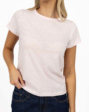 Load image into Gallery viewer, Bene Tee Soft Pink