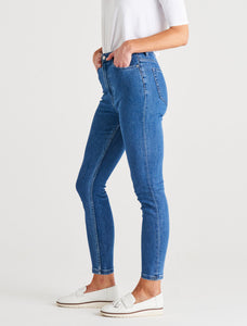 Betty Essential Jeans Vintage Blue