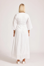 Load image into Gallery viewer, eb &amp; ive Miramar Twist Maxi Dress white