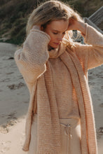 Load image into Gallery viewer, Drift Airy Pullover Toffee Marle