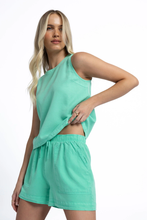Load image into Gallery viewer, Tide Short Green