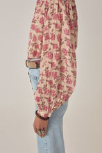 Load image into Gallery viewer, Lennox Blouse Gordon Roses