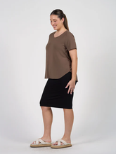 Load image into Gallery viewer, Janis Short Sleeve Bamboo T-Shirt - Chocolate