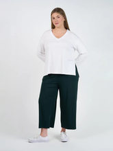 Load image into Gallery viewer, Braxton Bamboo Long Sleeve Top White