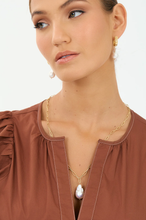 Load image into Gallery viewer, Mid Length Freshwater Pearl Necklace