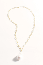 Load image into Gallery viewer, Mid Length Freshwater Pearl Necklace