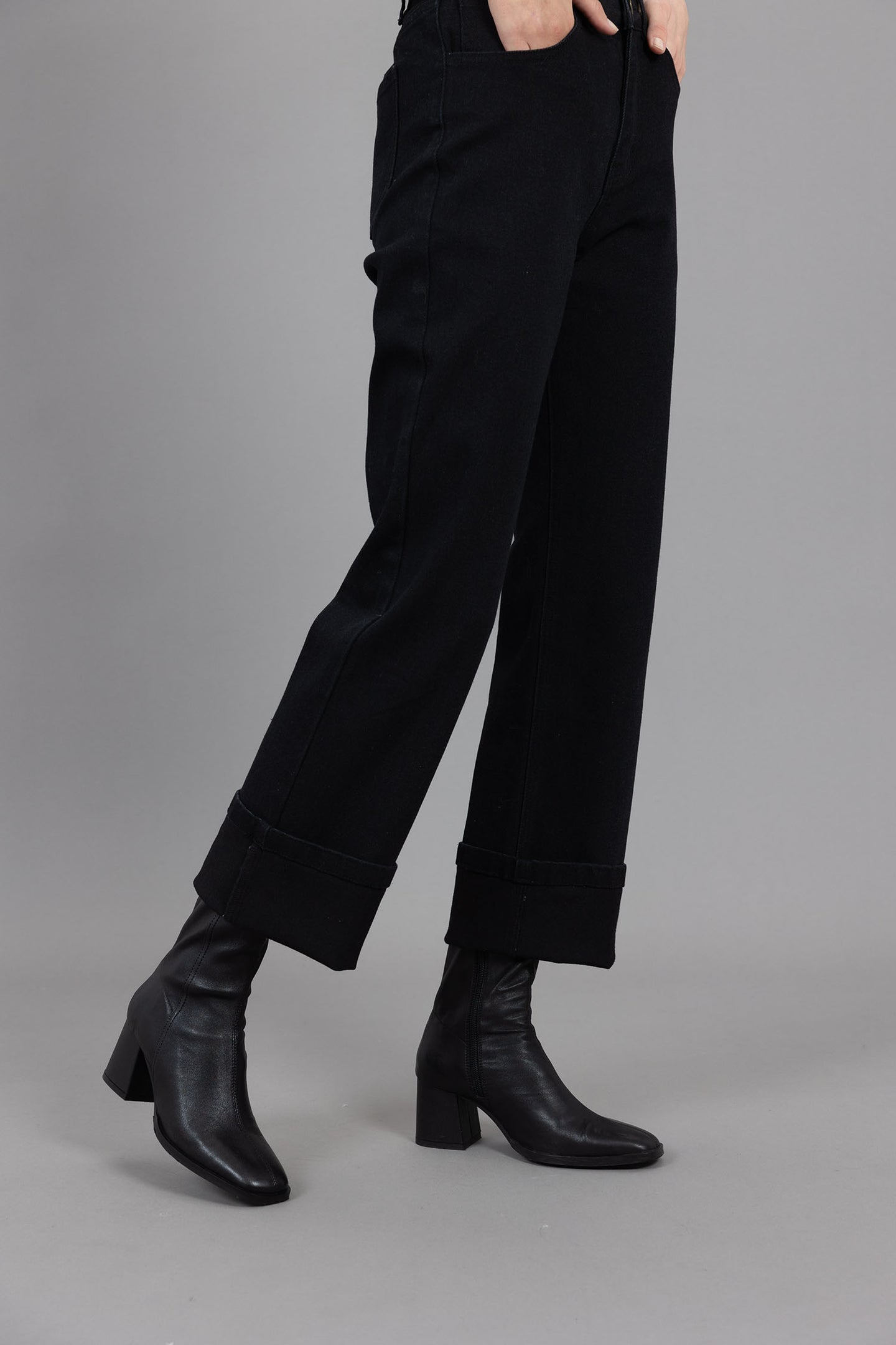 Jester Jean Black