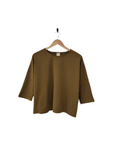 Load image into Gallery viewer, Montaigne Siena 100% Cotton 3/4 Sleeve Top Olive