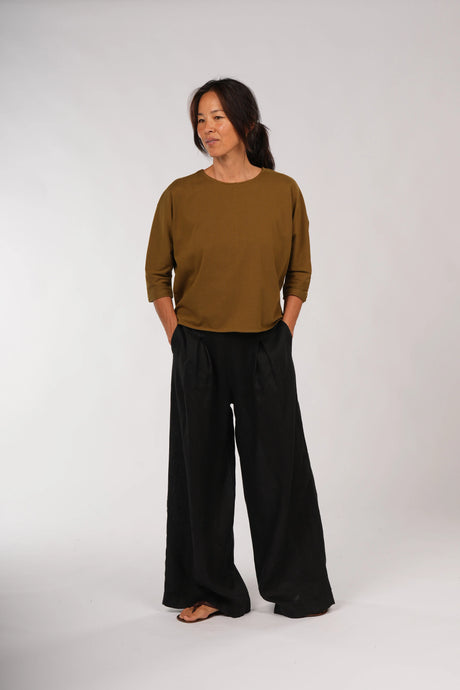 Montaigne Siena 100% Cotton 3/4 Sleeve Top Olive